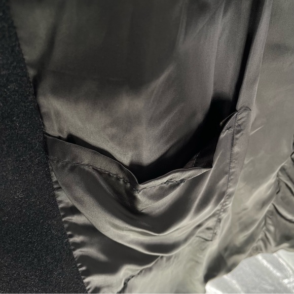 Italian Men’s Wool And Cashmere Overcoat Size 44L Black Dress Pea Coat - Picture 15 of 16